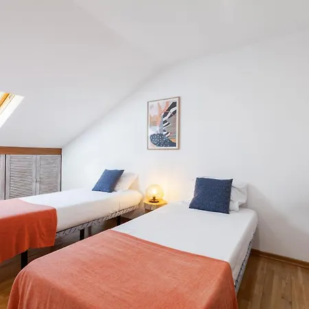 Spacious 7bed In Arroios 公寓 *