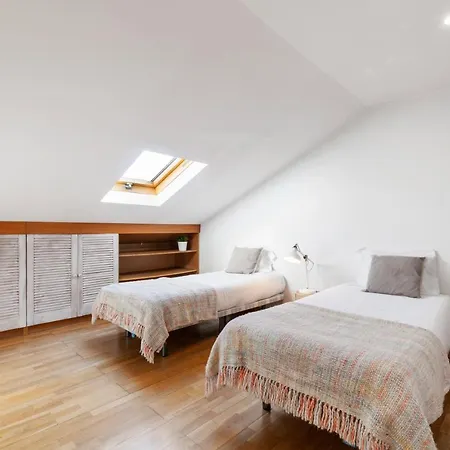 Spacious 7bed In Arroios Апартаменты *