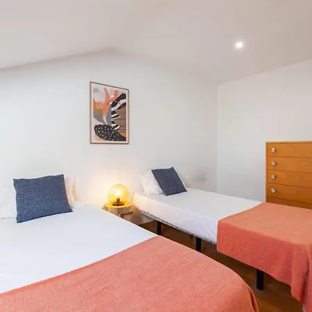 Spacious 7bed In Arroios * Лиссабон